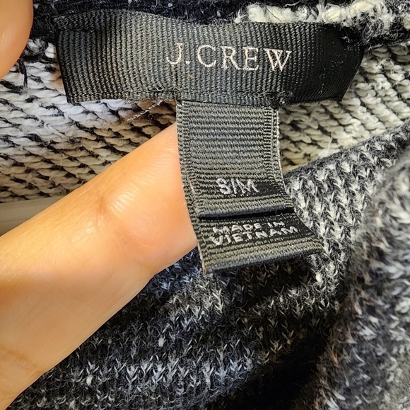 J. Crew Gray funel neck 100% Co gray pullover sweater size S/M - Picture 5 of 11